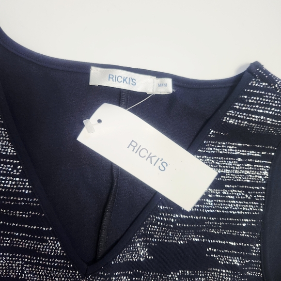 RICKIS Navy Top Ombre Shimmer Assymetrical Hem size M New - Picture 4 of 10